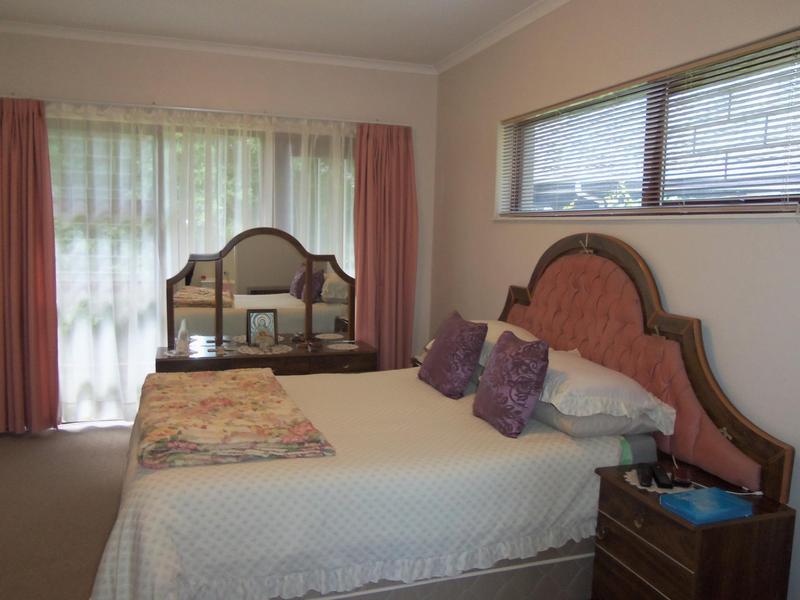 To Let 4 Bedroom Property for Rent in Sonstraal Western Cape